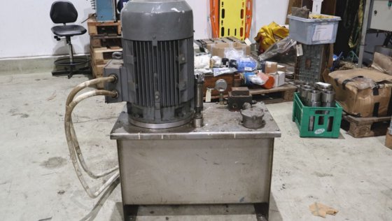 ハイドロリック・アグレガット