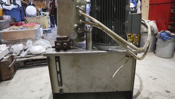 ハイドロリック・アグレガット