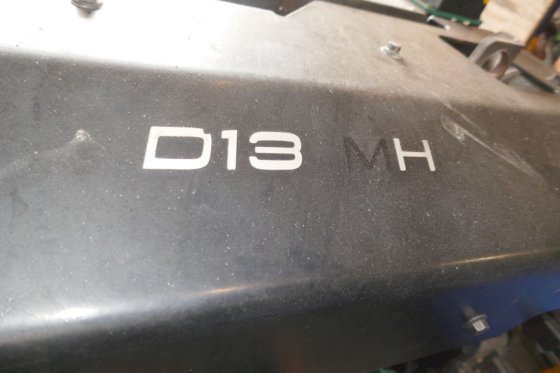沃尔沃遍达 D 13 MH