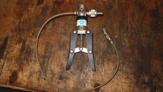 Jofra 低压手动泵测试仪