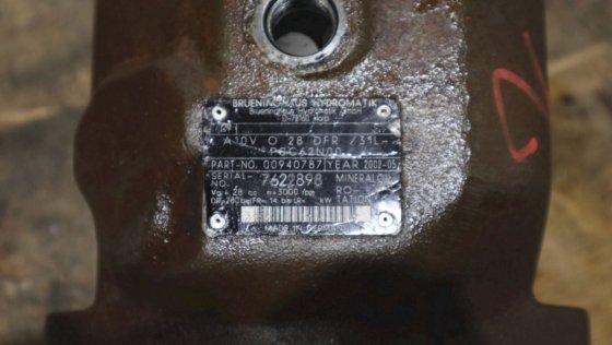 2002 ブルーエニングハウス アキシアルピストン可変ポンプ A10VO