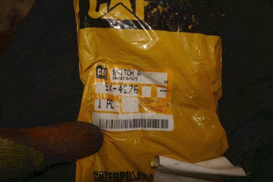 卡特彼勒发动机机油压力开关 9X-4276