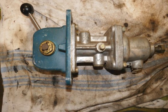 ワブコ ウェスティングハウス コントロールエアバルブ レバー付 361