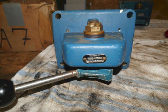 ワブコ ウェスティングハウス コントロールエアバルブ レバー付 361