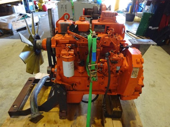 イヴェコ F4GE485A