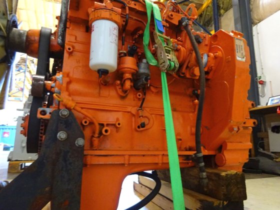 イヴェコ F4GE485A