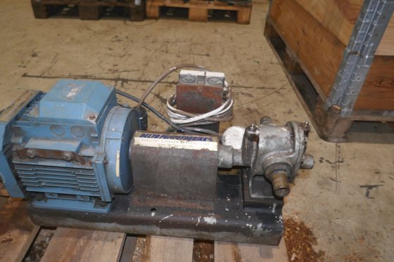 2005 デルタポンプ 200-100S