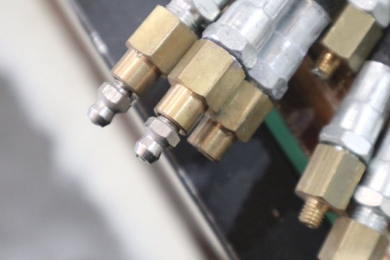 橡胶加固延长管，带黄油嘴