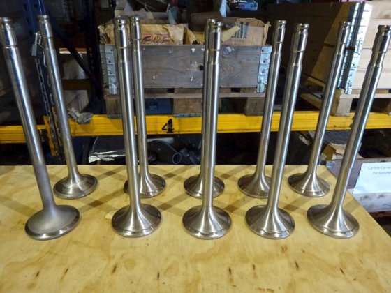 Sulzer 排気バルブ用バルブスピンドル