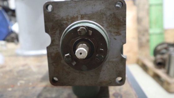 带机械调速器后备装置的 Woodward 电子控制推杆 EGB 13P