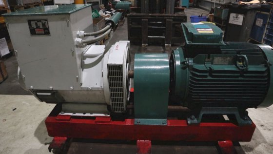 2001 Stamford 电机发电机，旋转变流器