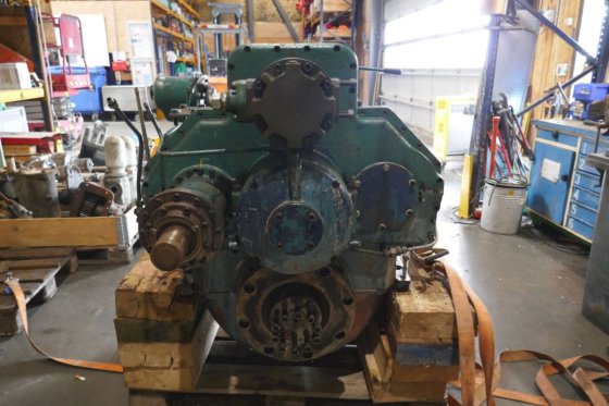 阿尔法 29VO8 齿轮箱 6L23/30