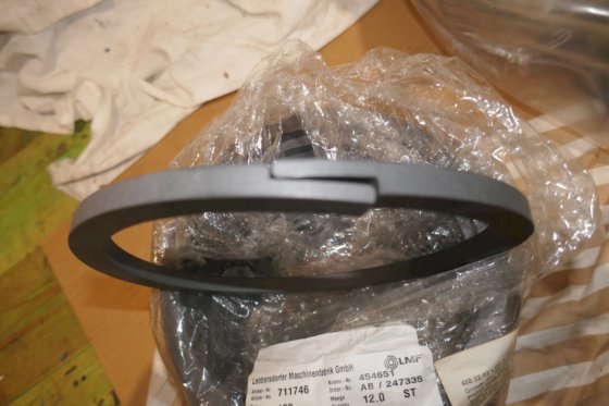 2012 LMF 活塞环 711746