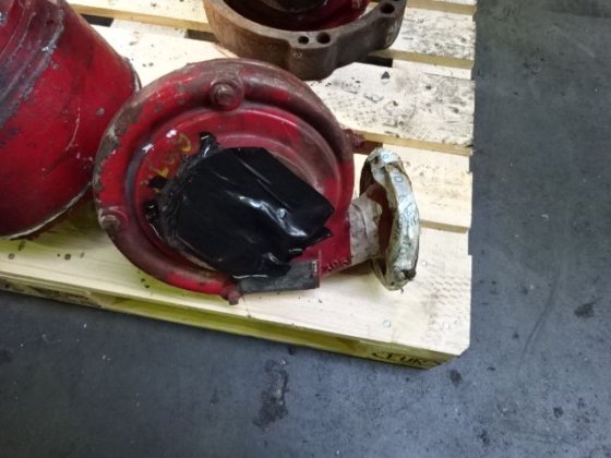 Alpha强制通风泵-双过滤器-油箱-高压水泵-海水泵及气缸盖翻转支架