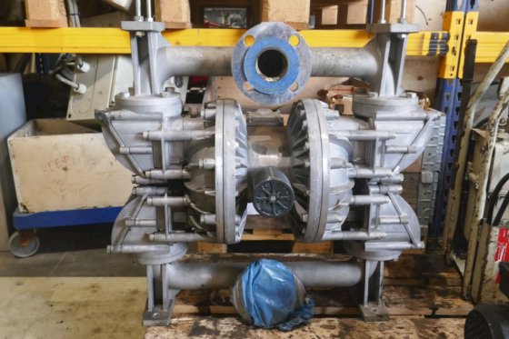 雅马哈翻板阀隔膜泵