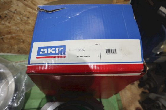 带 KM 防松螺母和 MB 防松垫圈的