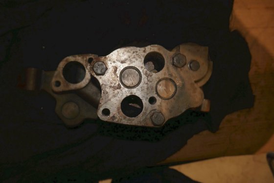 卡特彼勒车身油泵 8N8635