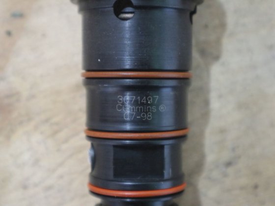 康明斯燃油喷射器