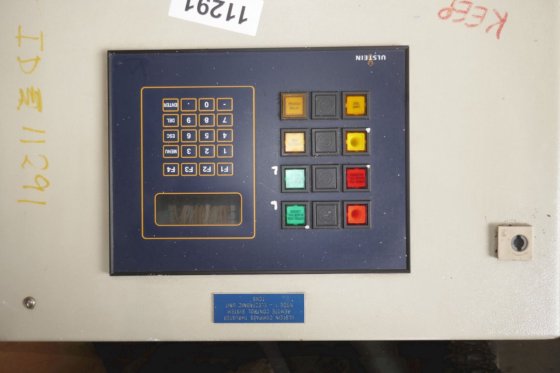 1996 乌尔斯坦 TCNS 73/50-180 方位角