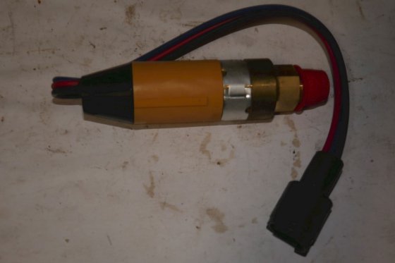 卡特彼勒发动机机油压力开关 9X-4276