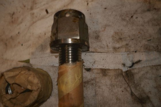 Bergen Ulstein 劳斯莱斯连杆螺栓和两个螺母