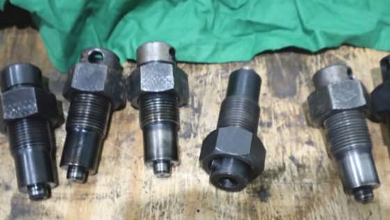 用于燃油喷射阀的苏尔寿弹簧张力