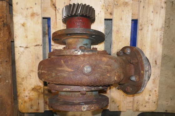 Bergen Ulstein 劳斯莱斯水泵和驱动装置