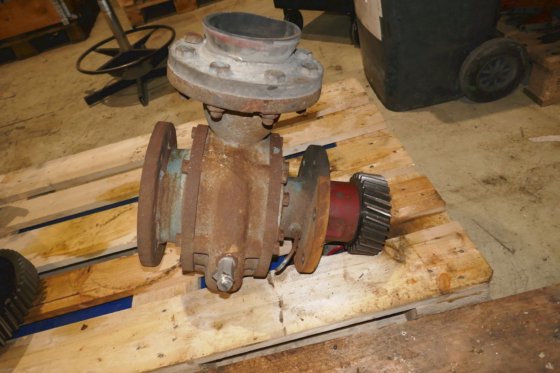 Bergen Ulstein 劳斯莱斯水泵和驱动装置