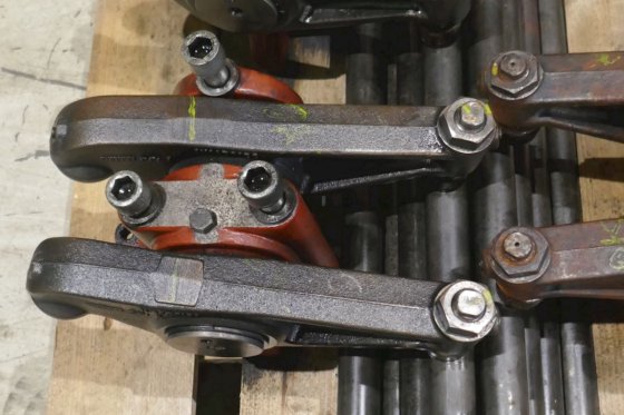 瓦锡兰-瓦锡兰摇臂、桥和推杆