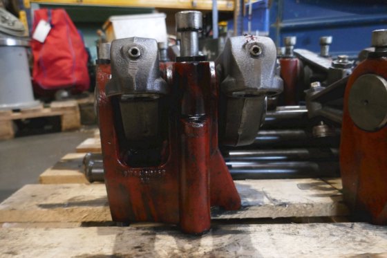 瓦锡兰-瓦锡兰摇臂、桥和推杆