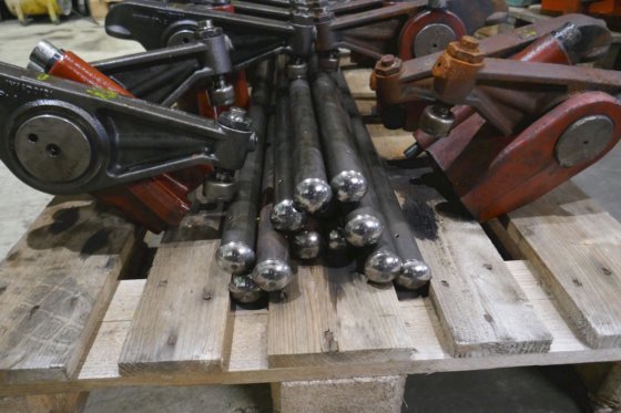 瓦锡兰-瓦锡兰摇臂、桥和推杆