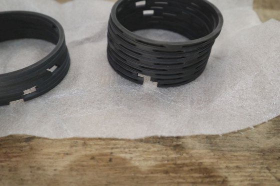 Carrier Segments de piston