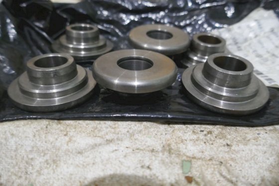 卑尔根-乌尔斯坦劳斯莱斯弹簧板阀门 091335