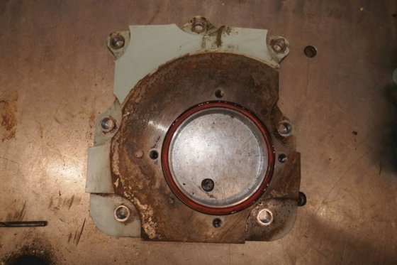 2010 MTU 曲轴箱盖