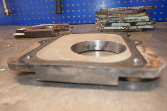 2010 MTU 曲轴箱盖