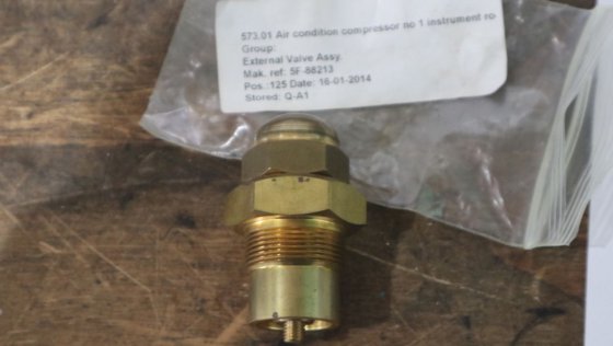 2014 开利 Transicold 外部阀门组件 5F88213