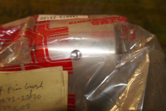 ヤンマーピストンピンブッシュ146673-23120