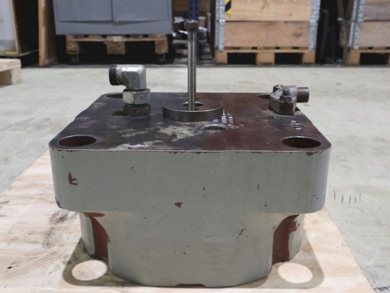 1999年式 ヴィッヒマン AX シリンダーヘッド タイプ3