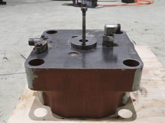 1999年式 ヴィッヒマン AX シリンダーヘッド タイプ3