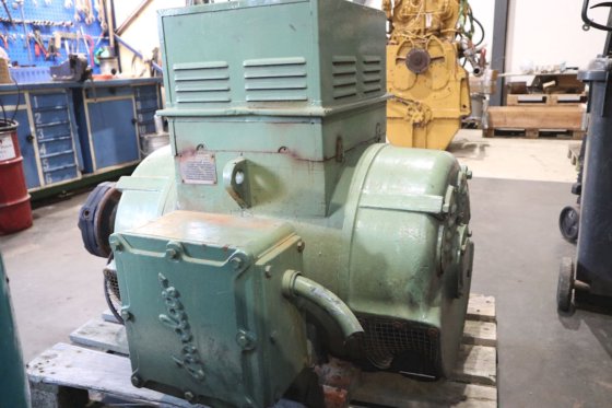 1983 英达尔 RLC-280-M/4