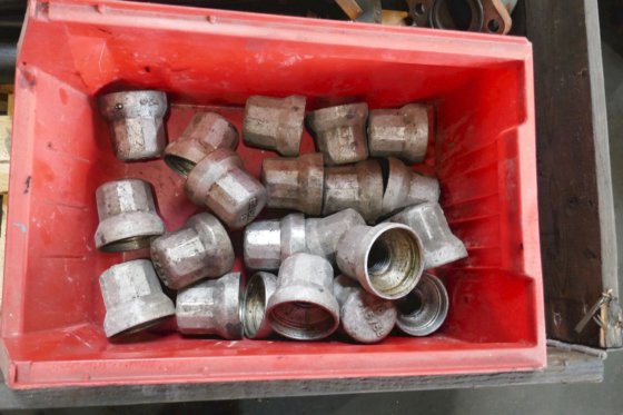 ベルゲン ウルスタイン ロールスロイス シリンダーヘッドロッドボルト用カバー