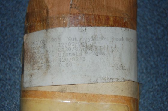 Bergen Ulstein ロールスロイス ナット、シリンダーヘッドボルト