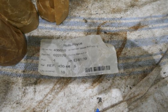 ベルゲン ウルスタイン ロールスロイス 燃料ポンプ用スリーブ 022170