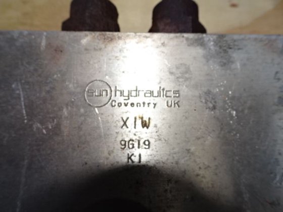 Sun hydraulik XIW 9GI19
