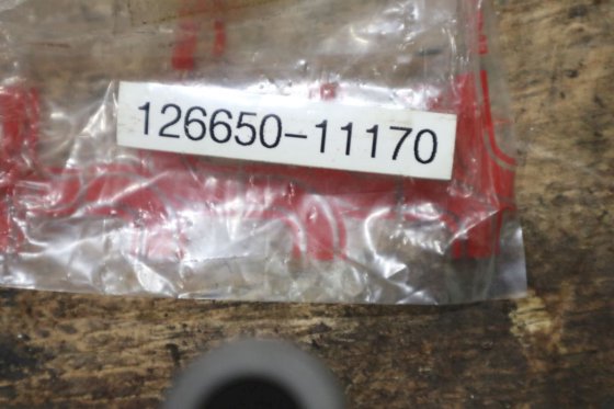 洋马气门导管 126650-11170