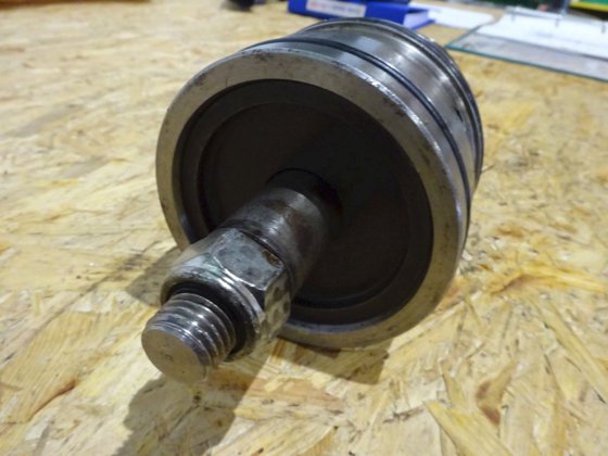 带阀轴的苏尔寿起动空气阀外壳