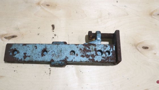 MAN B&W アルファツール 油圧工具取り付け用