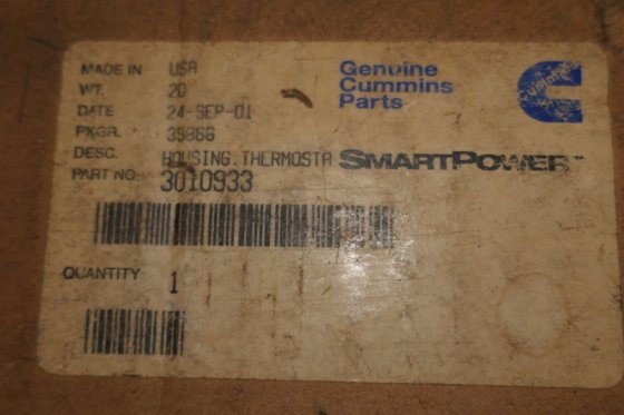 2001 康明斯节温器外壳 3010933