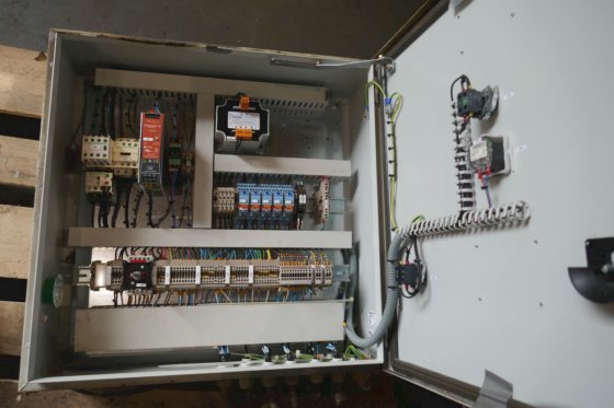 2014 ABB スラスターモーター M3BP 315