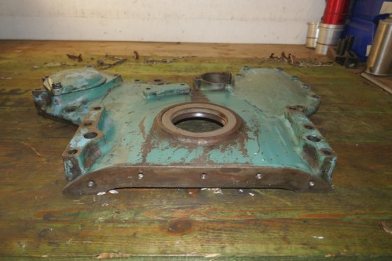 ボルボ・ペンタ エンドカバー TD 120A